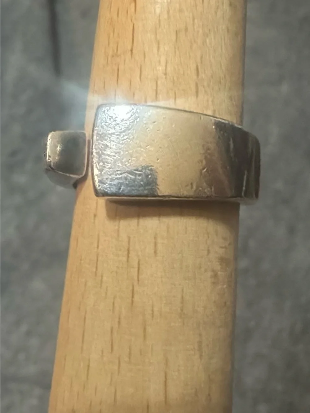Minimal Modern Silver Band Ring